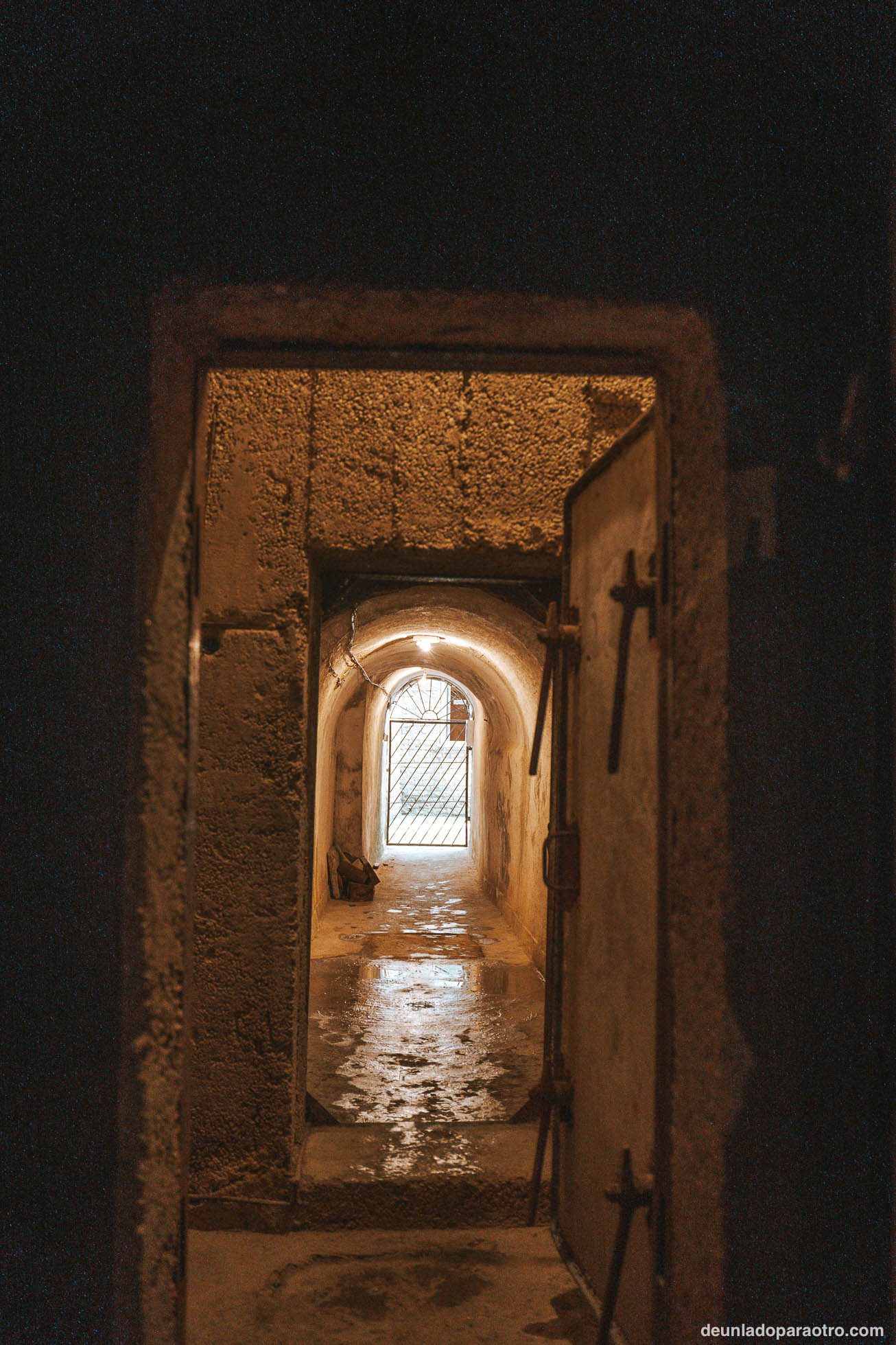 Túnel de la Guerra Fría, el recorrido más especial que hacer en Gjirokaster