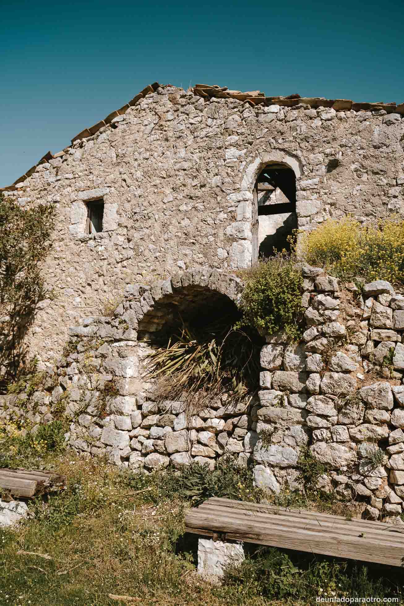 Castillo de Himare, algo imprescindible que ver en Himare, una de las zonas más bonitas de la Riviera Albanesa