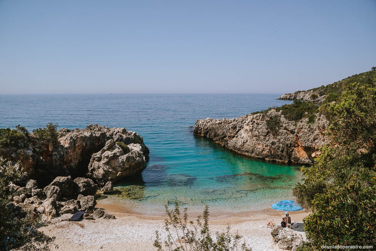 Playas, algo imprescindible que ver en Himare, una de las zonas más bonitas de la Riviera Albanesa