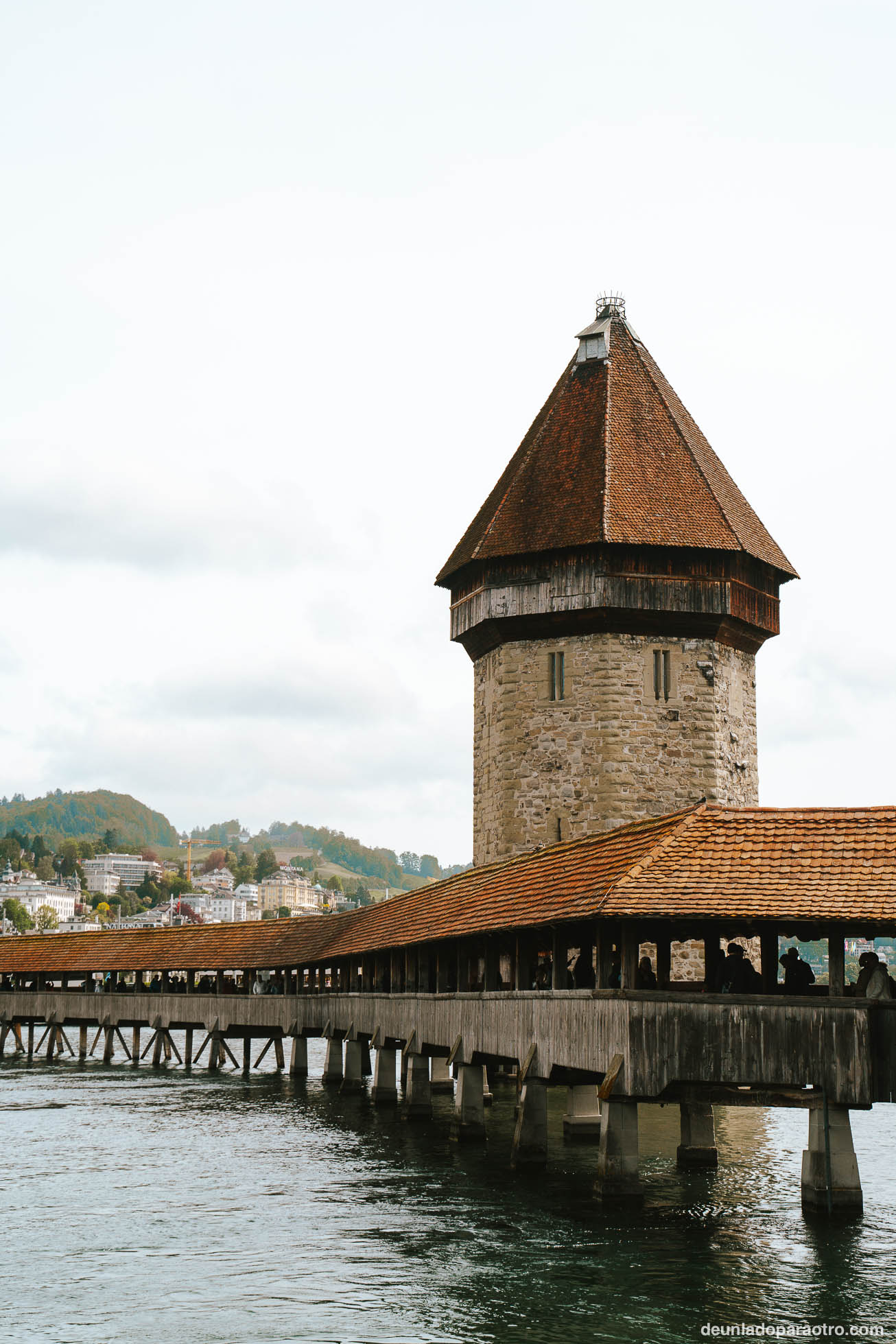 Puente de la Capilla y Torre del Agua, el lugar más emblemático que ver en Lucerna