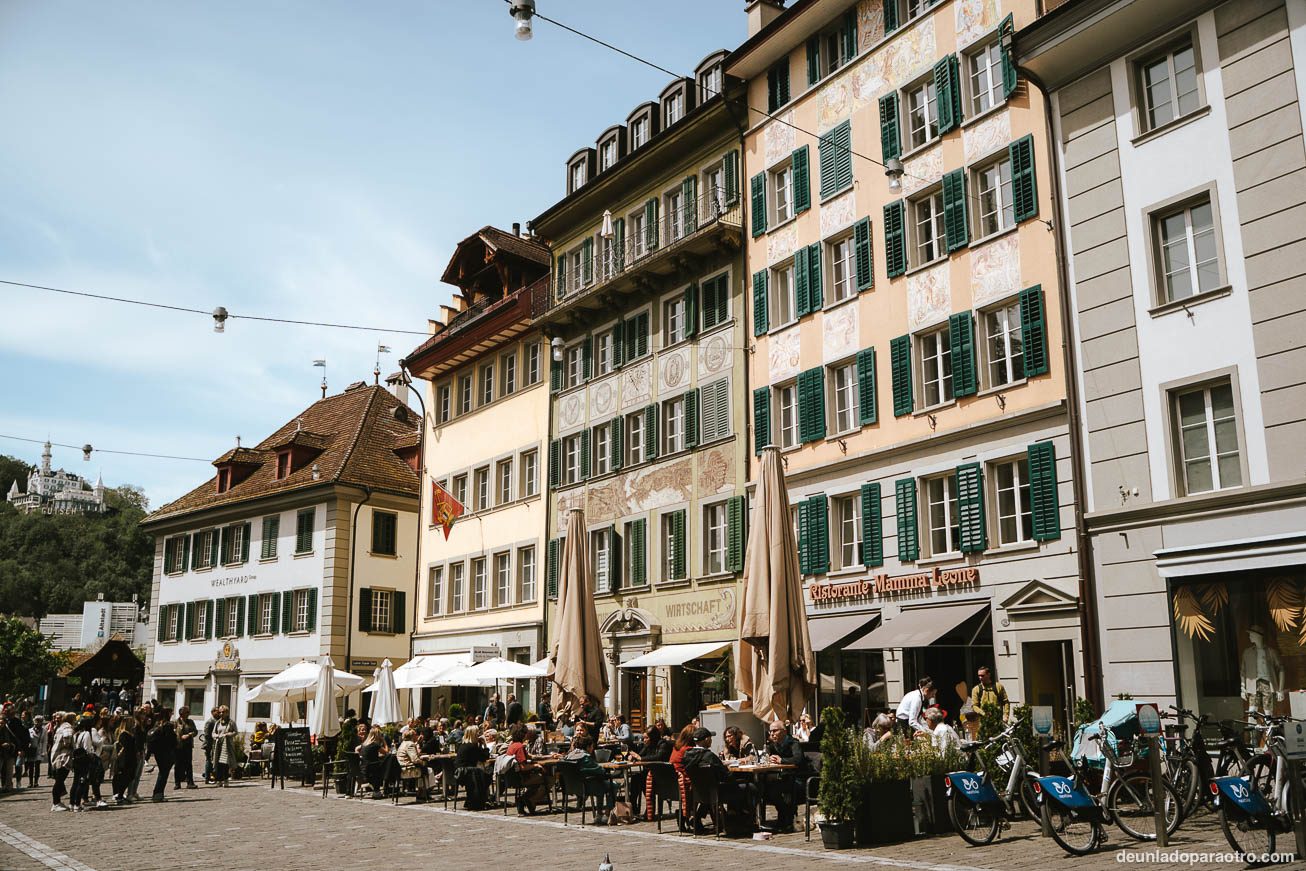 Plaza Mühlenplatz, una zona con mucho encanto que ver en el casco antiguo de Lucerna
