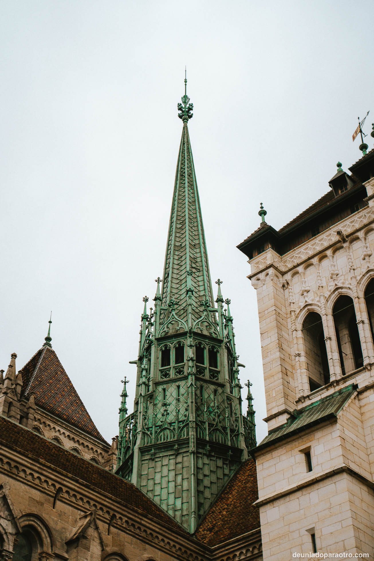 Catedral de San Pedro, uno de los monumentos más icónicos que ver en Ginebra en 1 día