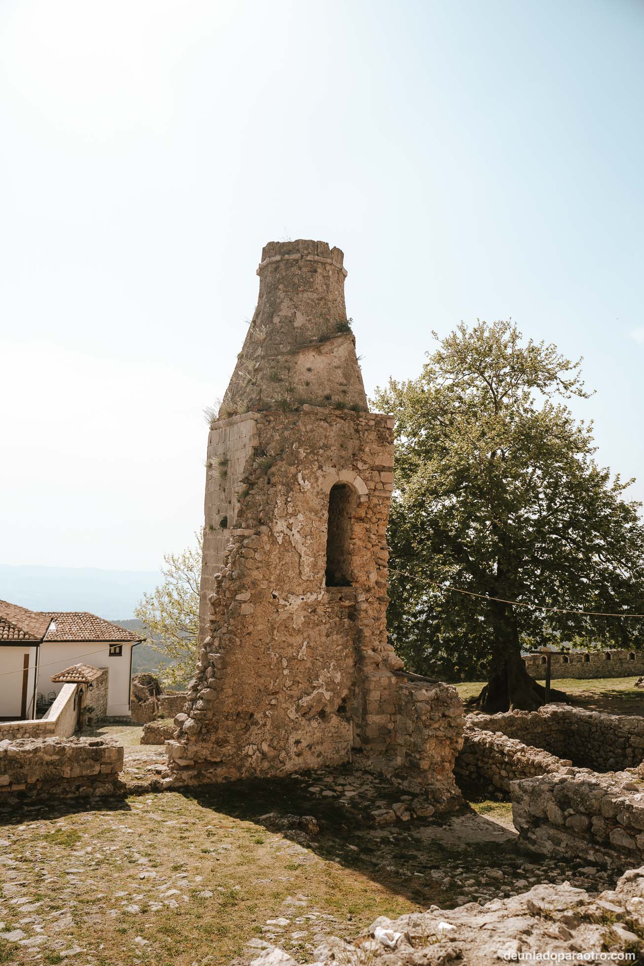 Explorar el Castillo, una visita imprescindible que hacer en Kruje en 1 día