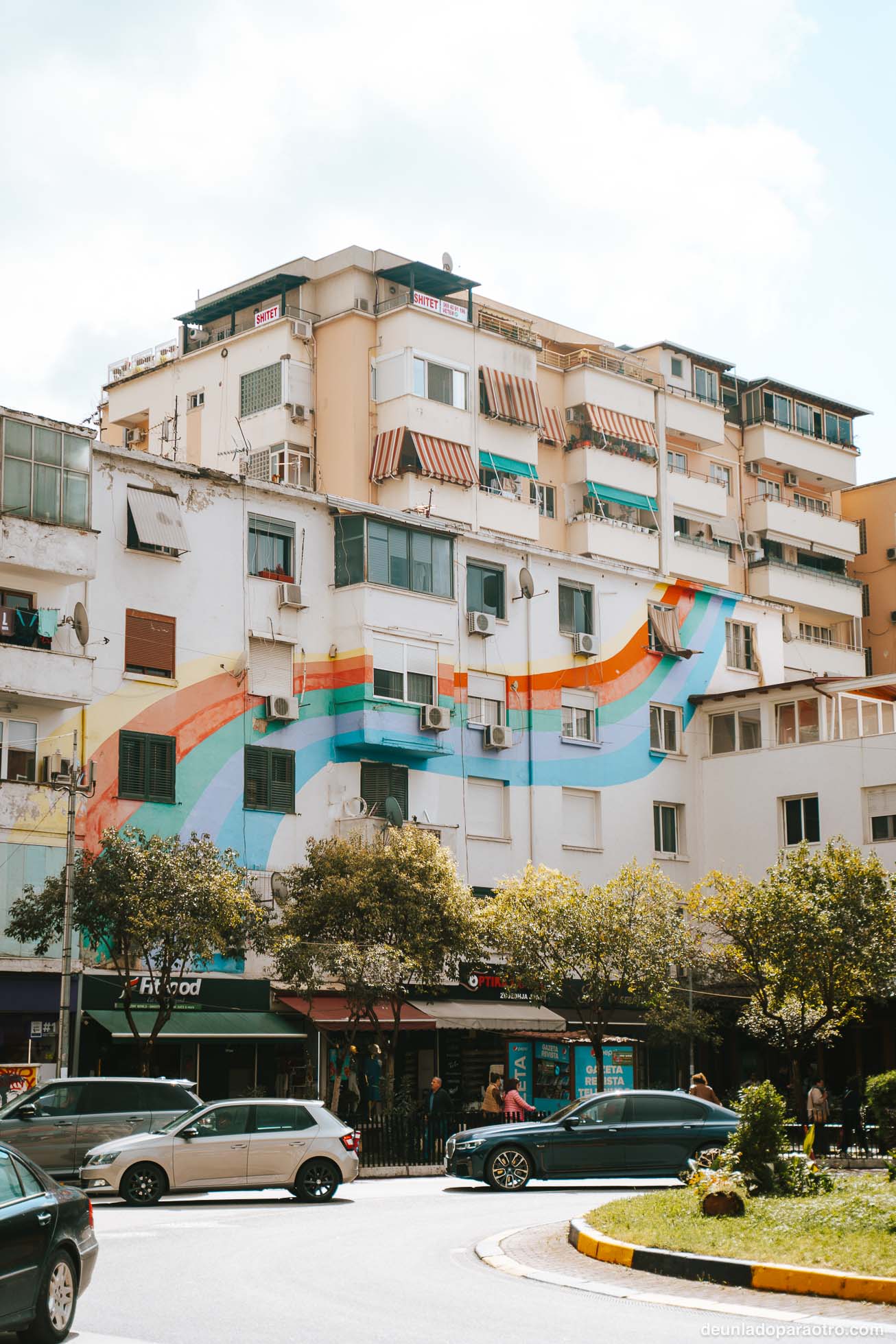 Barrio de Blloku, una zona residencial que descubrir en Tirana en 1 día