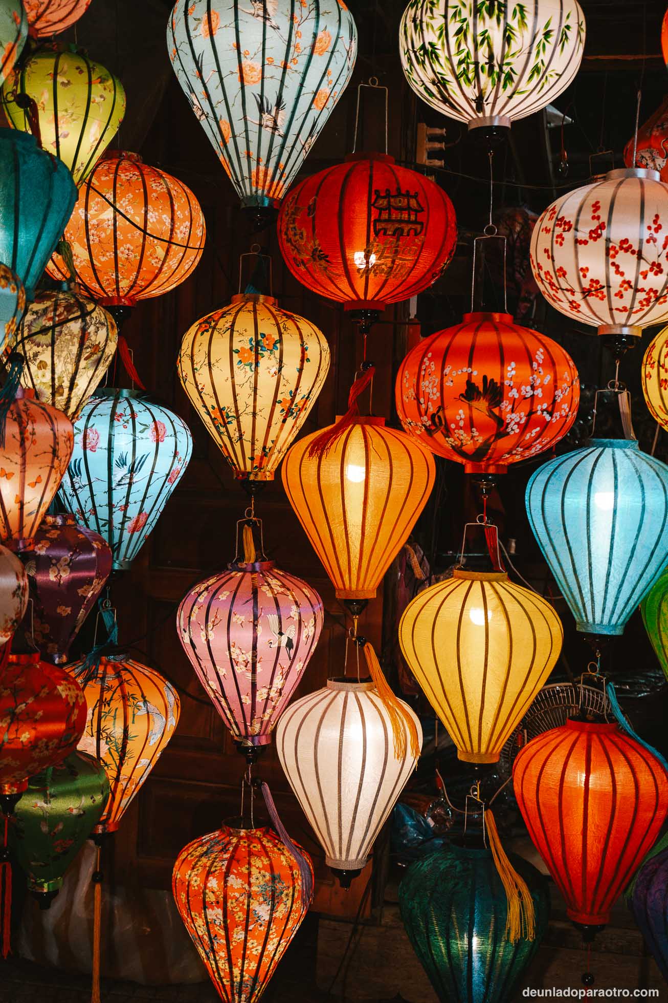 Farolillos del Mercado Nocturno de Hoi An, algo precioso que ver en Hoi An en 2 dias