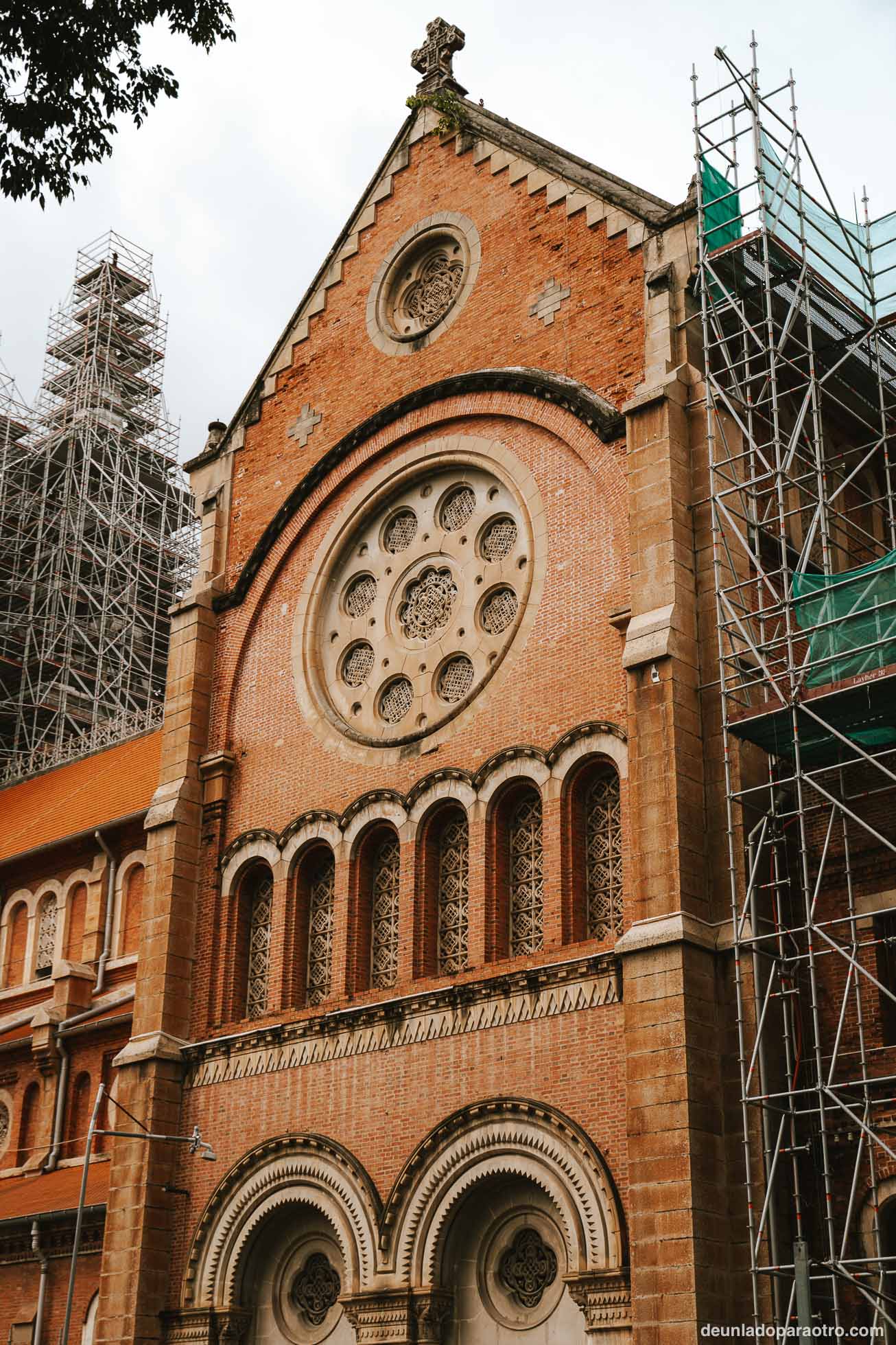 catedral de Notre dame, algo que ver en Ho Chi Minh en 1 día