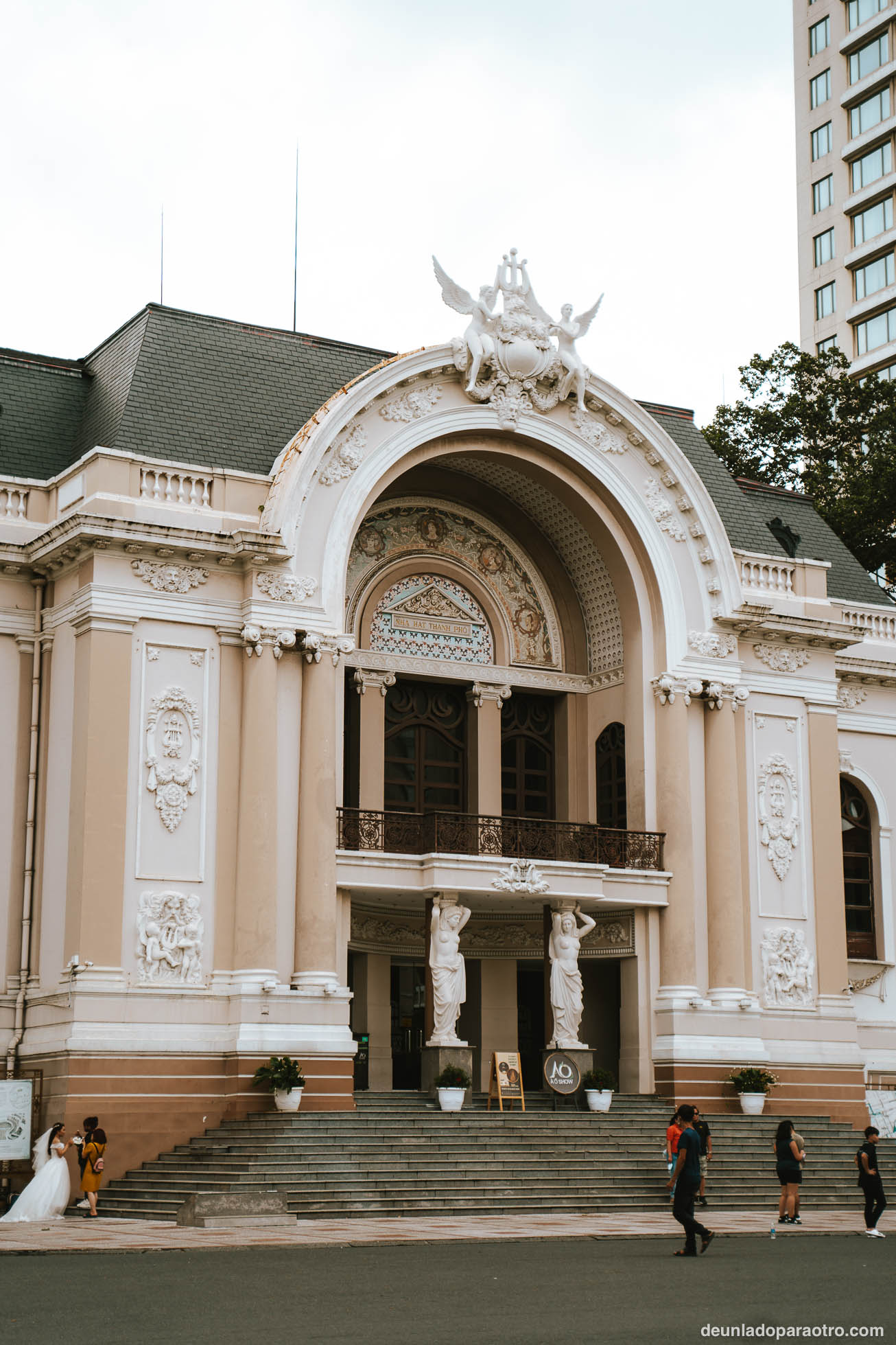 opera de Saigon, algo que ver en Ho Chi Minh en 1 día