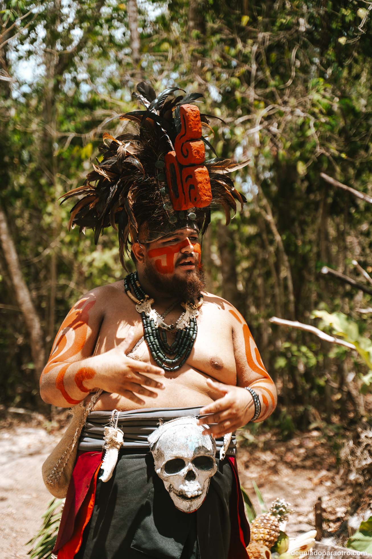 Visitar los Parques temáticos del Pueblo del Maíz y Discover México Park Cozumel.