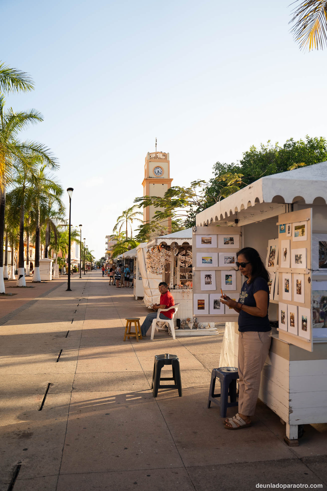 Recorrer San Miguel de Cozumel y su pequeño centro histórico, algo que hacer en Cozumel