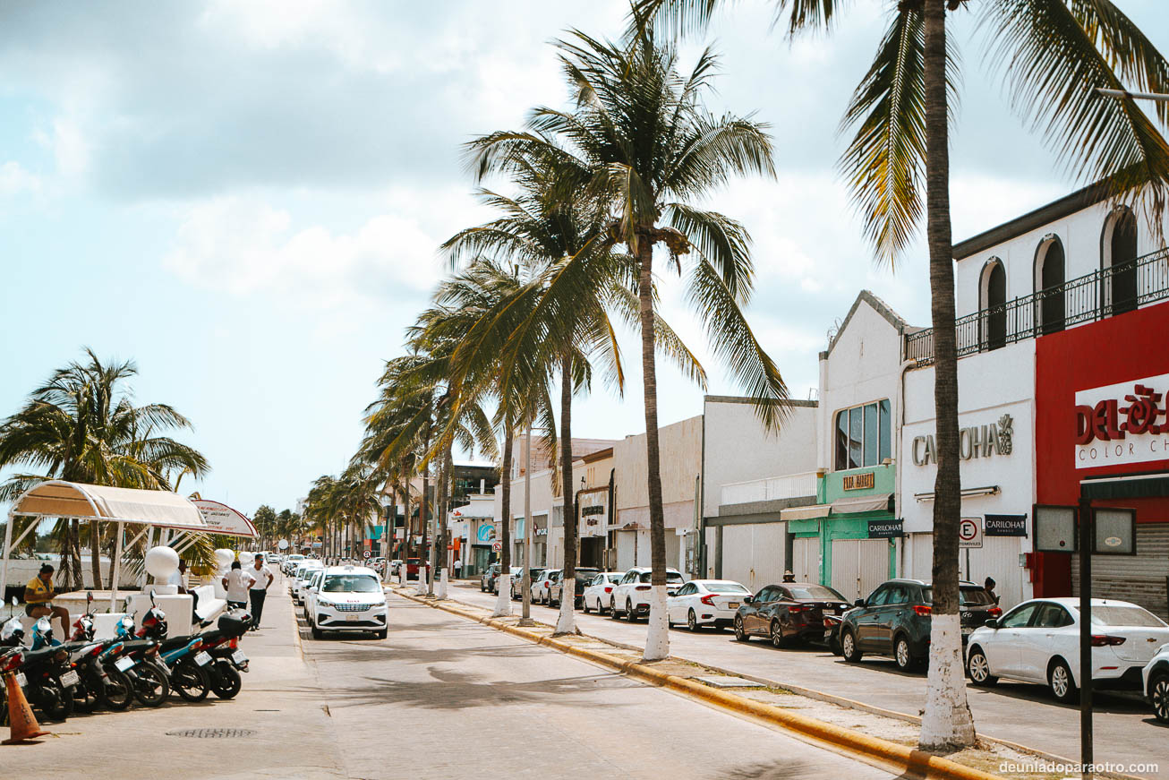 Recorrer San Miguel de Cozumel y su pequeño centro histórico, algo que hacer en Cozumel