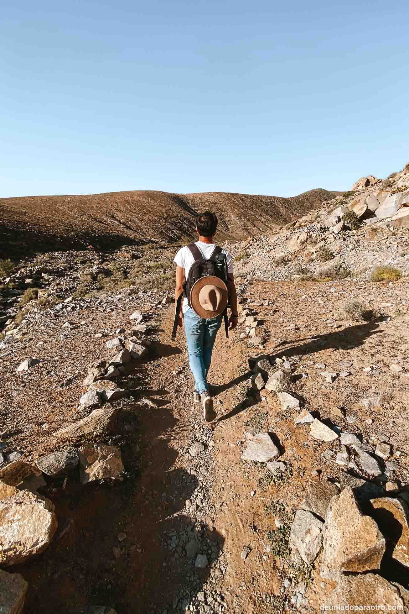 Hacer una ruta al Arco de las Peñitas, el lugar más instagrameable que ver en tu ruta de viaje por Fuerteventura en 3 días