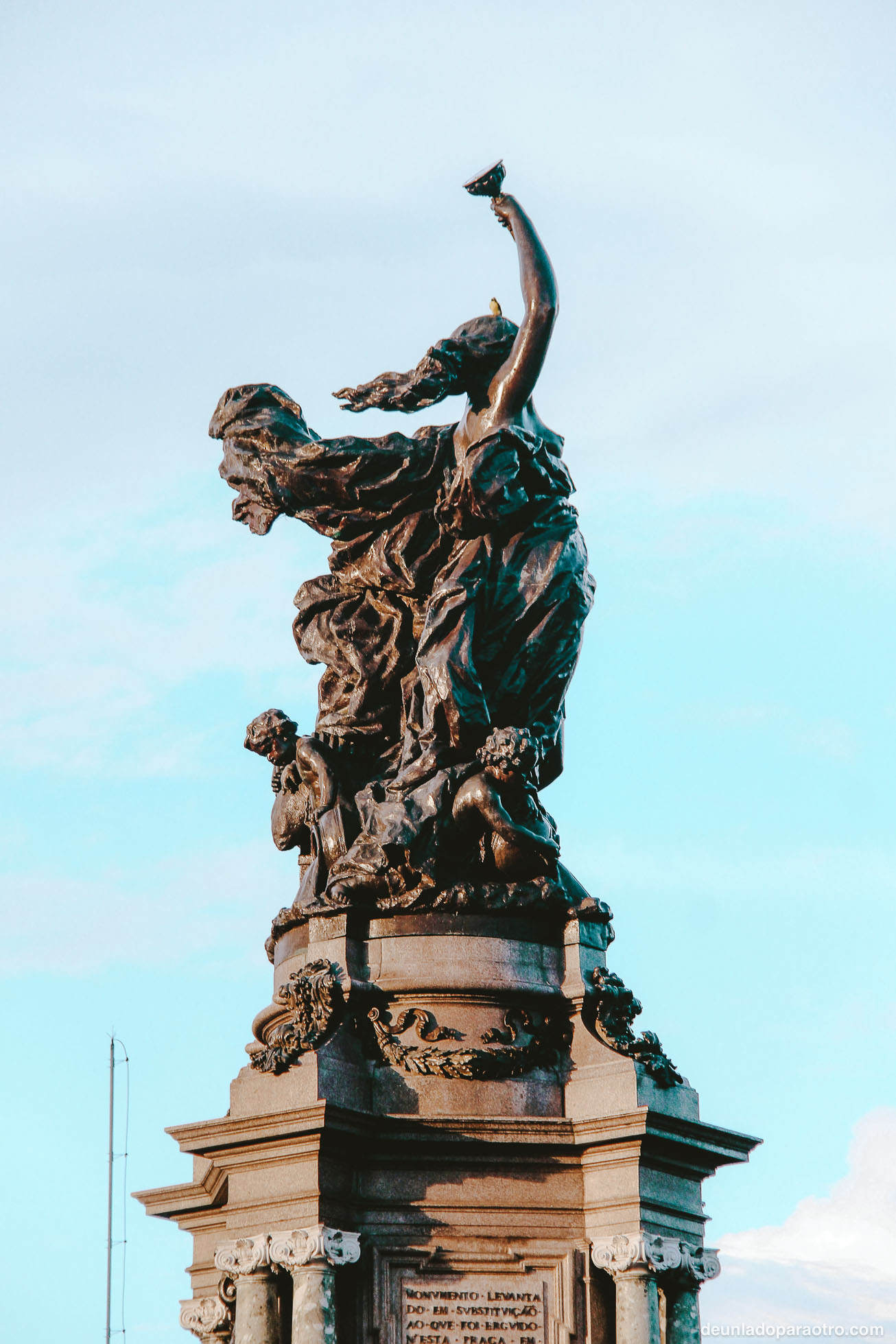 Plaza San Sebastián y Teatro Amazonas, la zona más emblemática que ver en Manaos