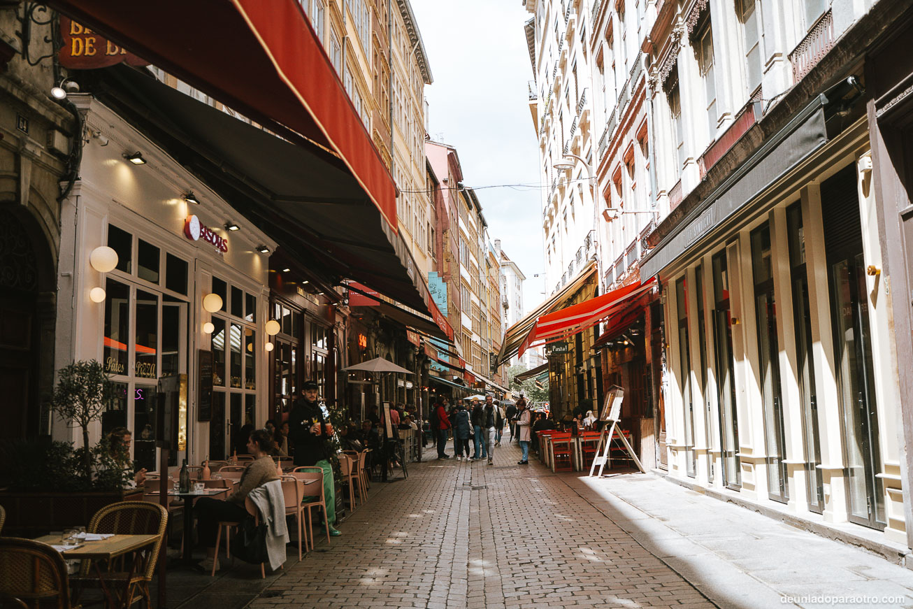 Rue Mercière, una calle pintoresca y muy animada que ver en Lyon en un día